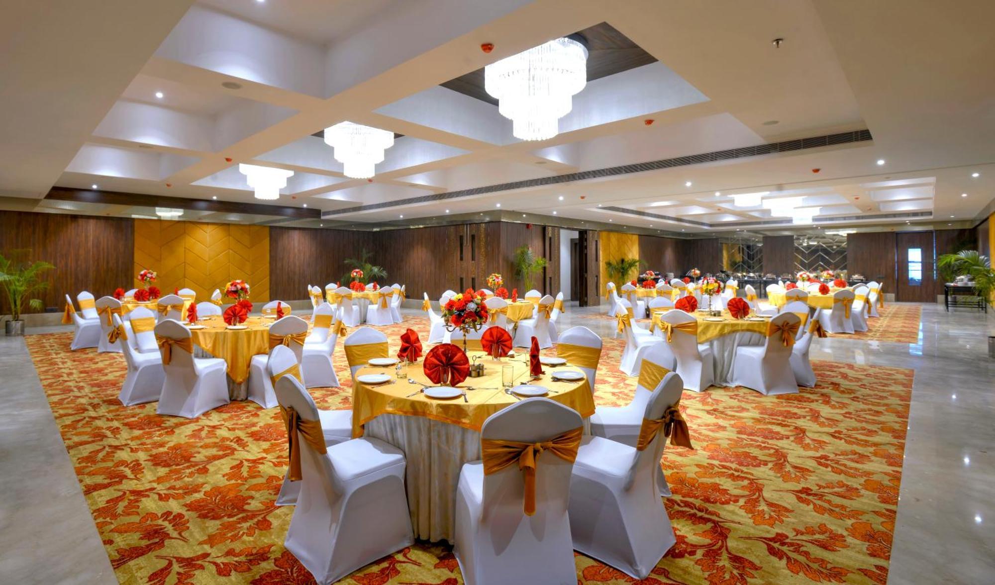 Golden Tulip Agra 4* Agra (Uttar Pradesh)