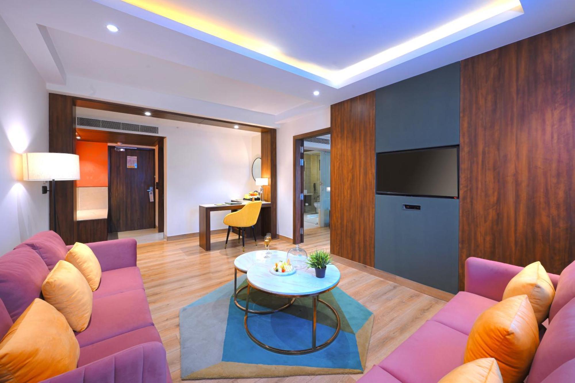 Golden Tulip Agra Hotel 4*